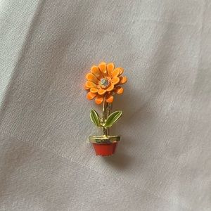 Vintage Flower Pot Brooch Pin